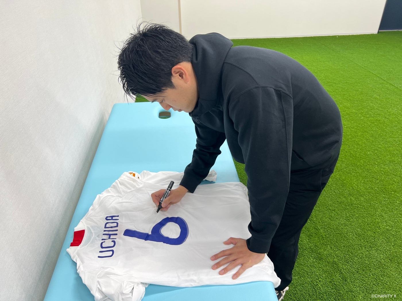 内田篤人さんのサイン入りAFCアジアカップ2011日本代表ユニフォーム