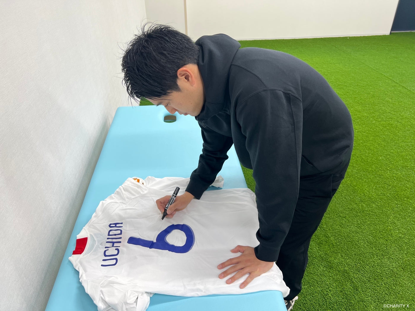 内田篤人さんのサイン入りAFCアジアカップ2011日本代表ユニフォーム!